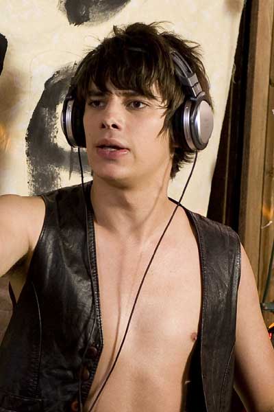Devon Bostick Diario de Greg 2. La ley de Rodrick
