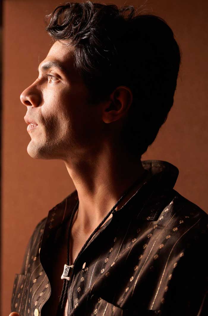 Diego Calva Indomables