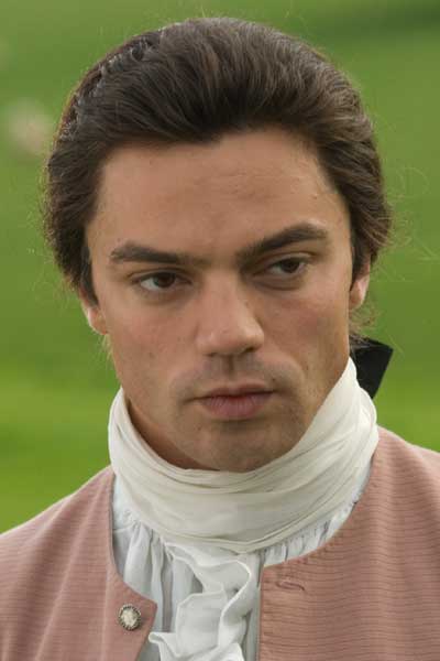 Dominic Cooper La duquesa