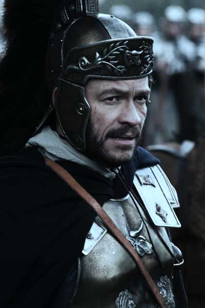 Dominic West Centurión