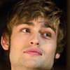 Douglas Booth Orgullo + Prejuicio + Zombis