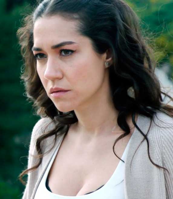 Elena Martínez Hombre muerto no sabe vivir