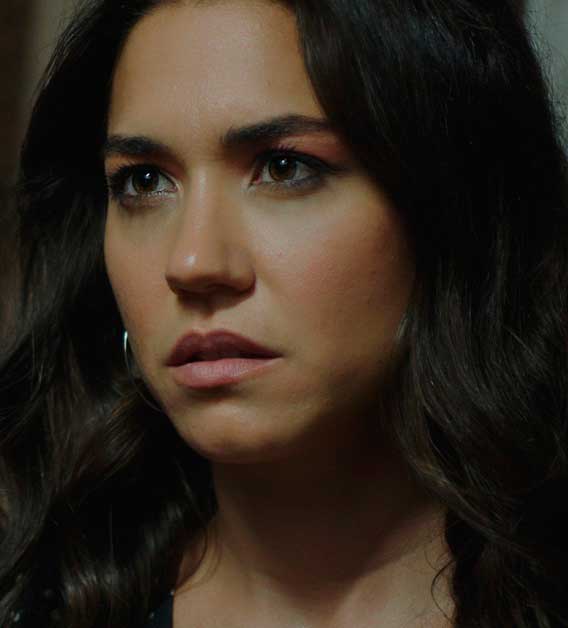 Elena Martínez Hombre muerto no sabe vivir