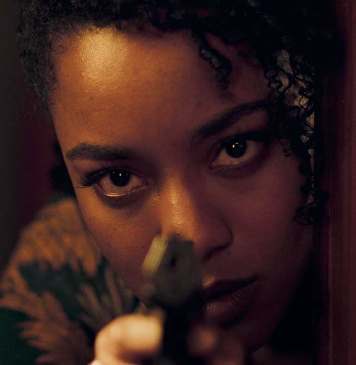 Ella Kweku La piel en llamas