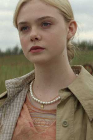 Elle Fanning Super 8