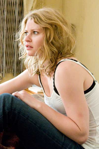 Emilie de Ravin Recuérdame