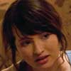 Emily Browning Presencias extrañas