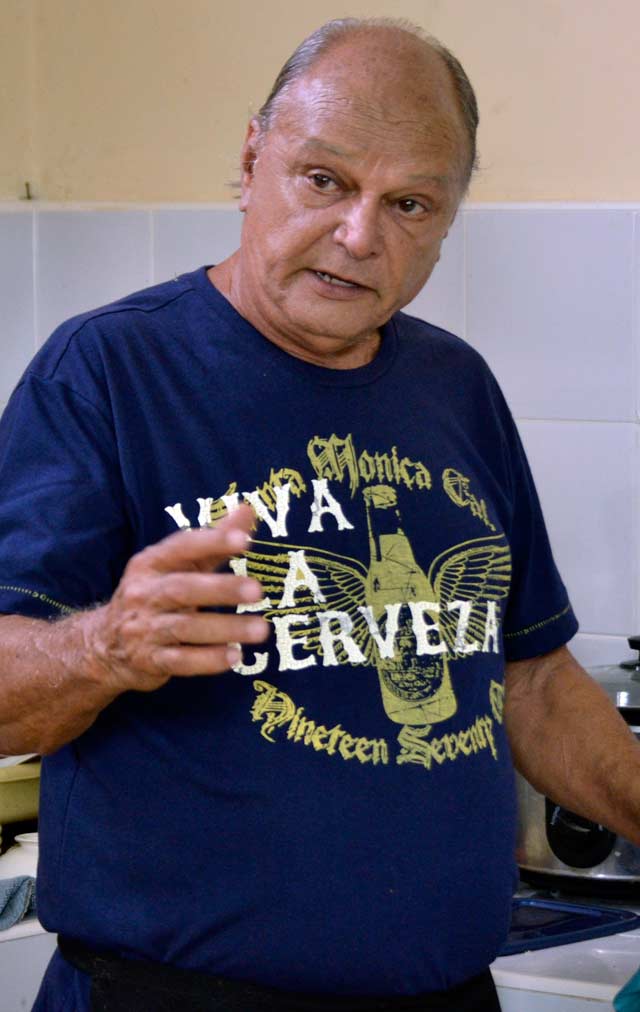 Enrique Molina Los buenos demonios