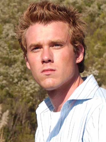 Eric Lively Aullidos