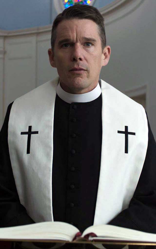 Ethan Hawke El reverendo