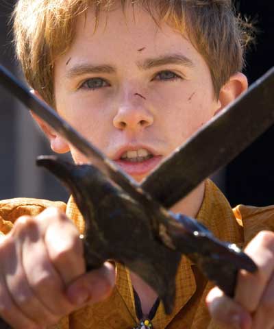 Freddie Highmore Arthur y la guerra de los mundos