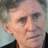 Gabriel Byrne El amor es más fuerte que las bombas