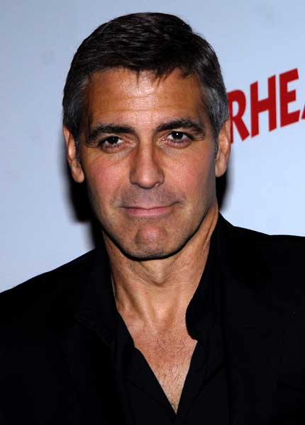 George Clooney Ella es el partido Premiere en Londres