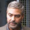 George Clooney Quemar después de leer