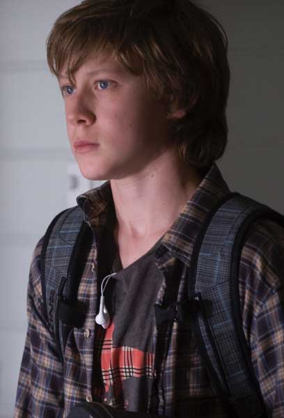 George MacKay Solo ellos