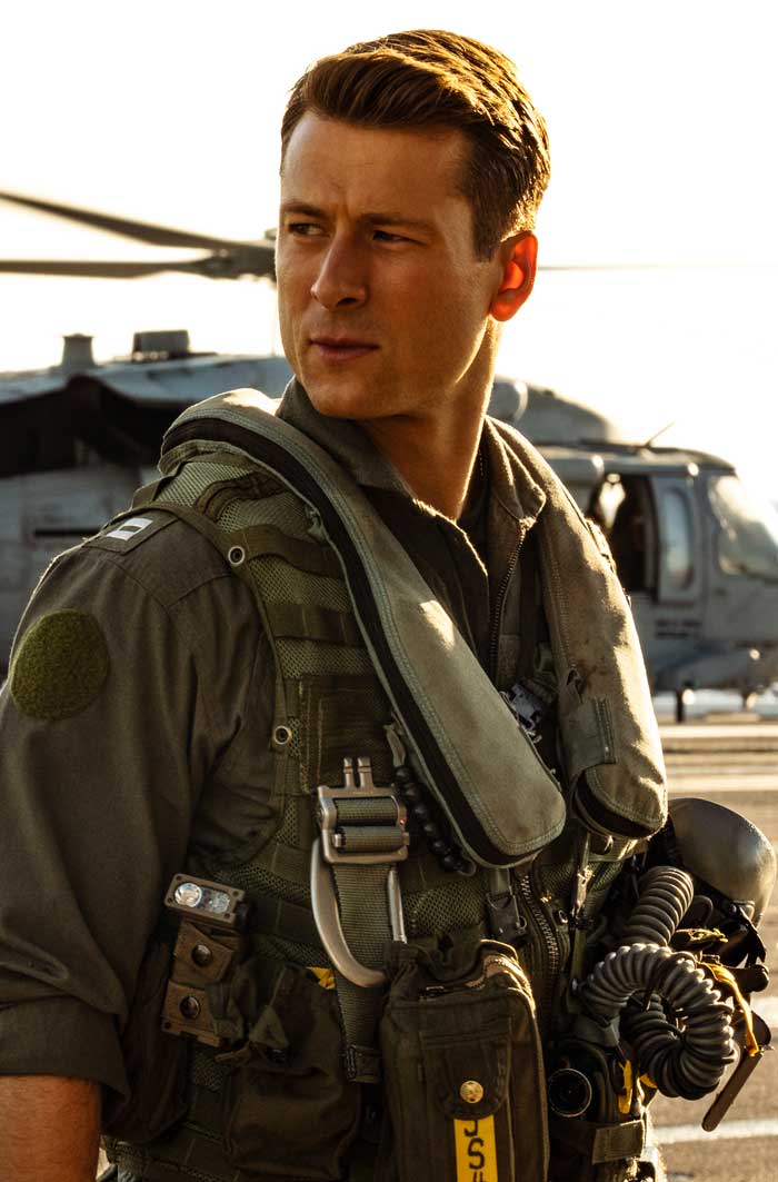 Glen Powell Top Gun: Maverick