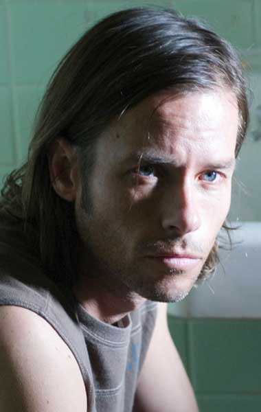 Guy Pearce First snow