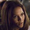 Halle Berry Seduciendo a un extraño