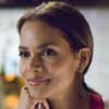Halle Berry Seduciendo a un extraño
