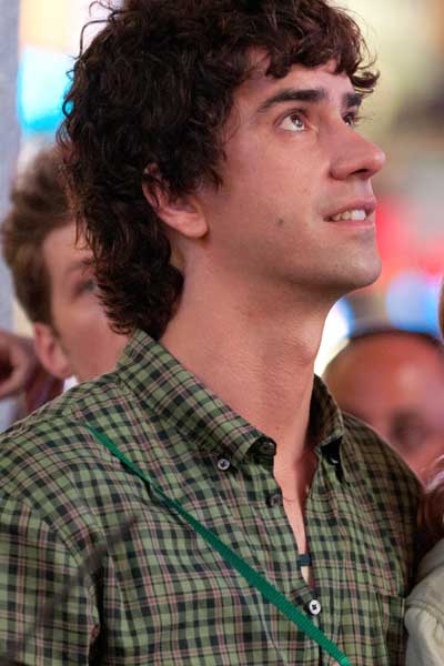 Hamish Linklater Lola Versus