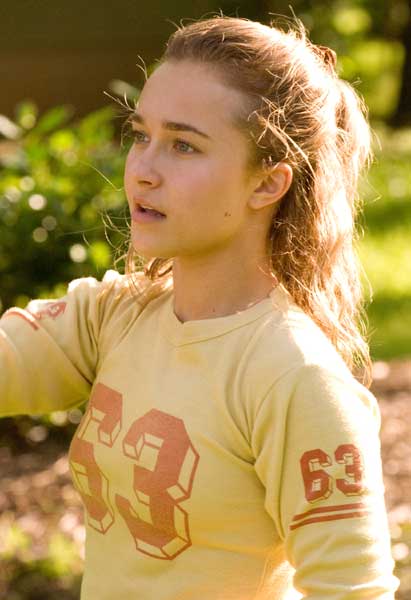 Hayden Panettiere Luciérnagas en el jardín