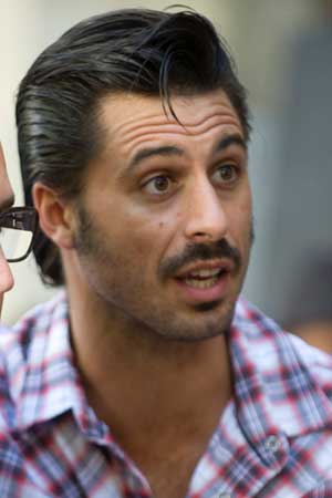 Hugo Silva Que se mueran los feos