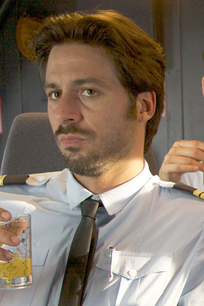 Hugo Silva Los amantes pasajeros