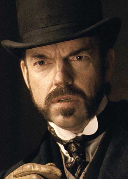 Hugo Weaving El hombre lobo