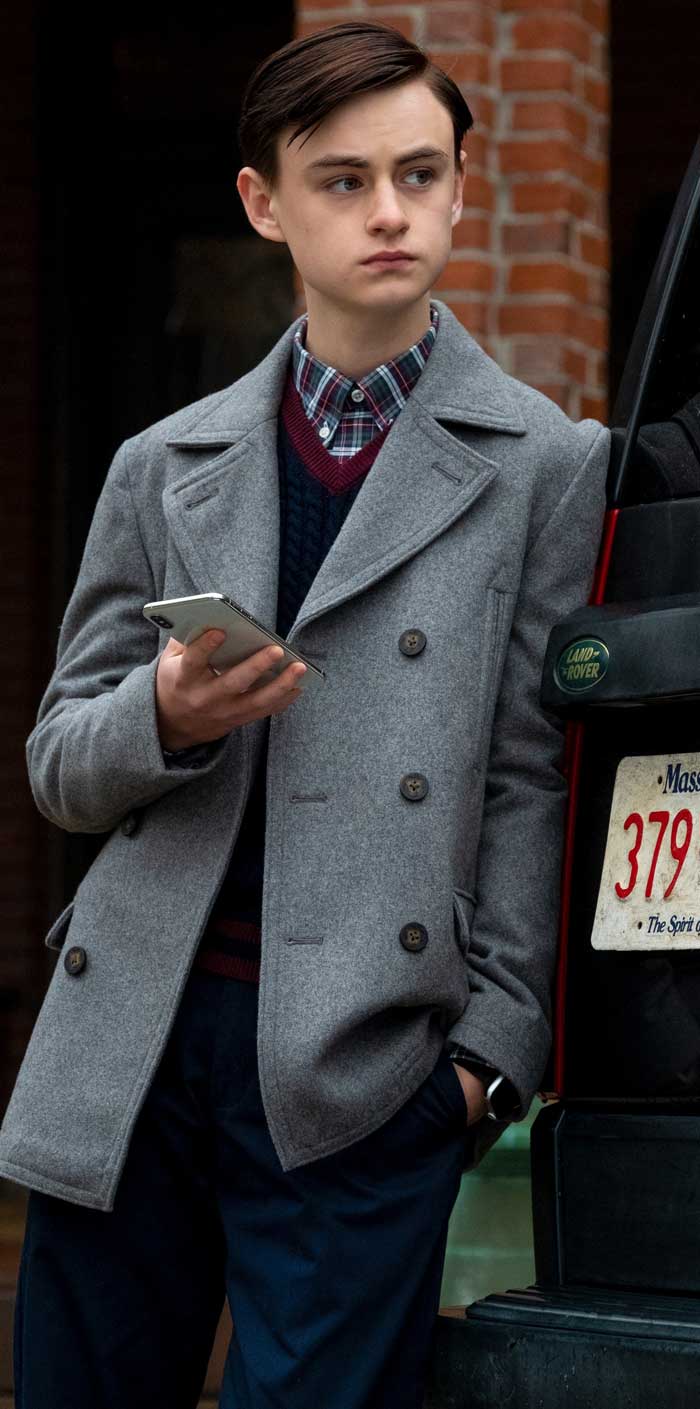 Jaeden Martell Puñales por la espalda