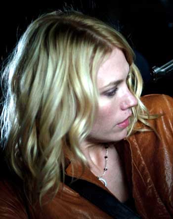 January Jones El Pacto