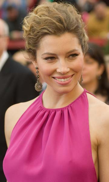 Jessica Biel Los Oscar 2007. Alfombra roja