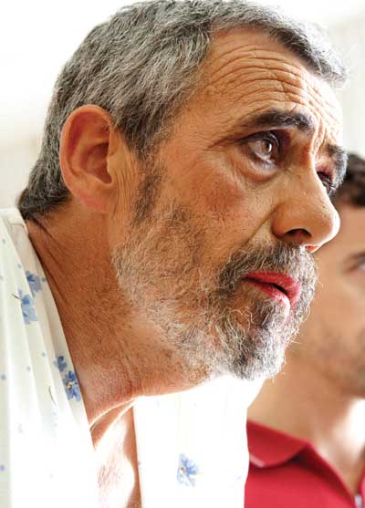 Joan Crosas Mil cretinos