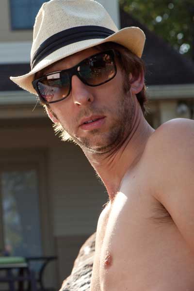 Joel David Moore Tiburón 3D, la presa