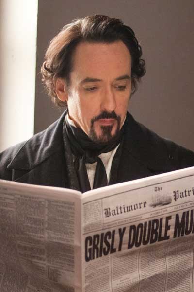 John Cusack El enigma del cuervo