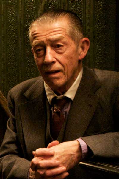 John Hurt 44 inch chest