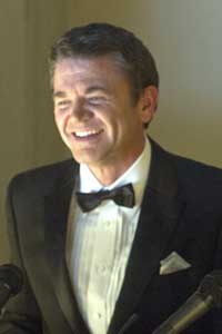 John Michael Higgins Dando la nota