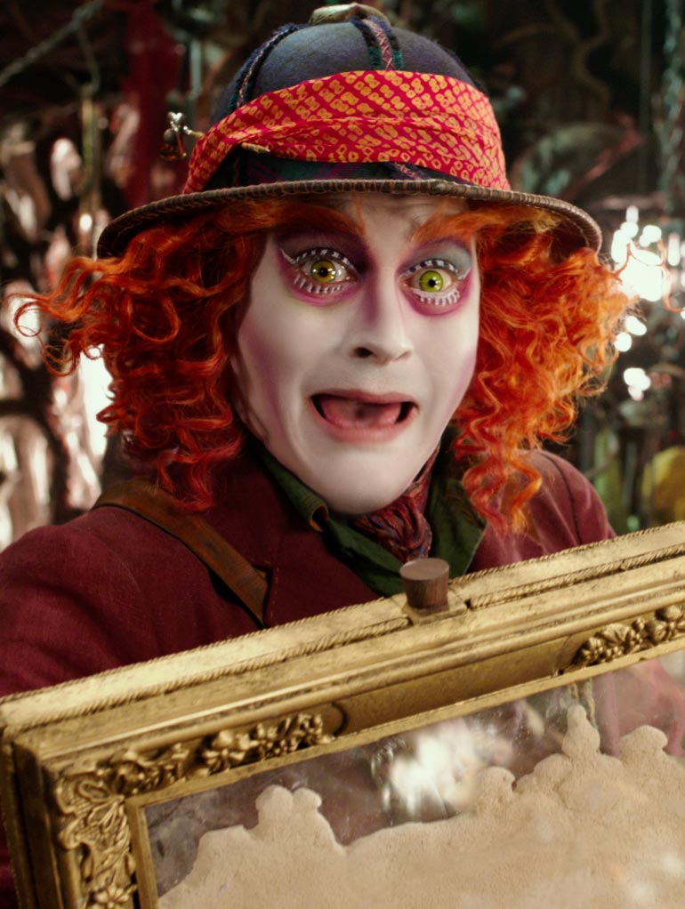 Johnny Depp Alicia a través del espejo