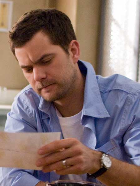Joshua Jackson Retratos del más allá