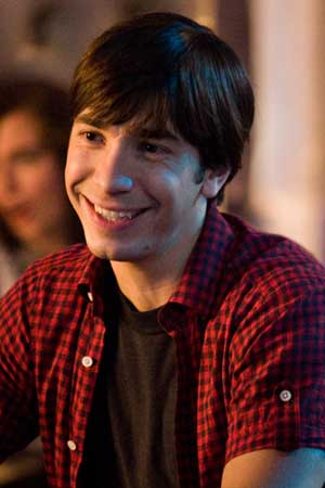Justin Long Salvando las distancias