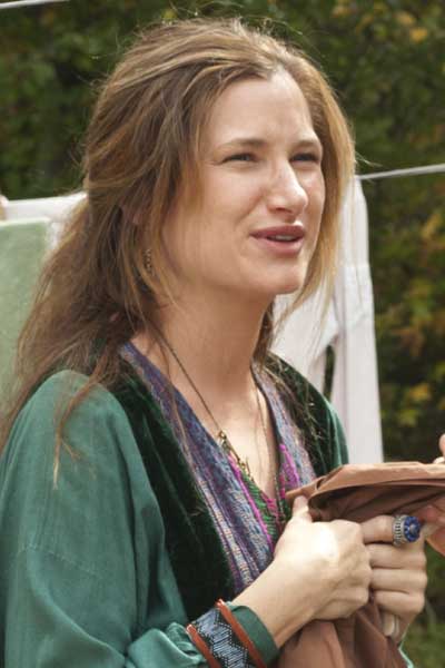 Kathryn Hahn Sácame del paraíso