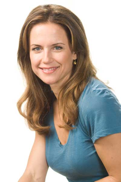 Kelly Preston Dos canguros muy maduros