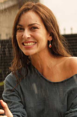 Kira Miró Quiéreme