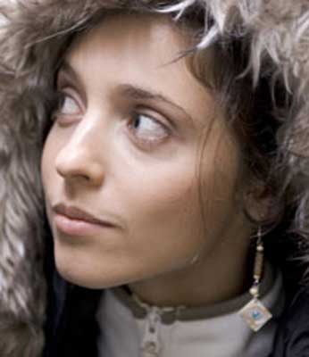 Leticia Dolera Un café en cualquier esquina