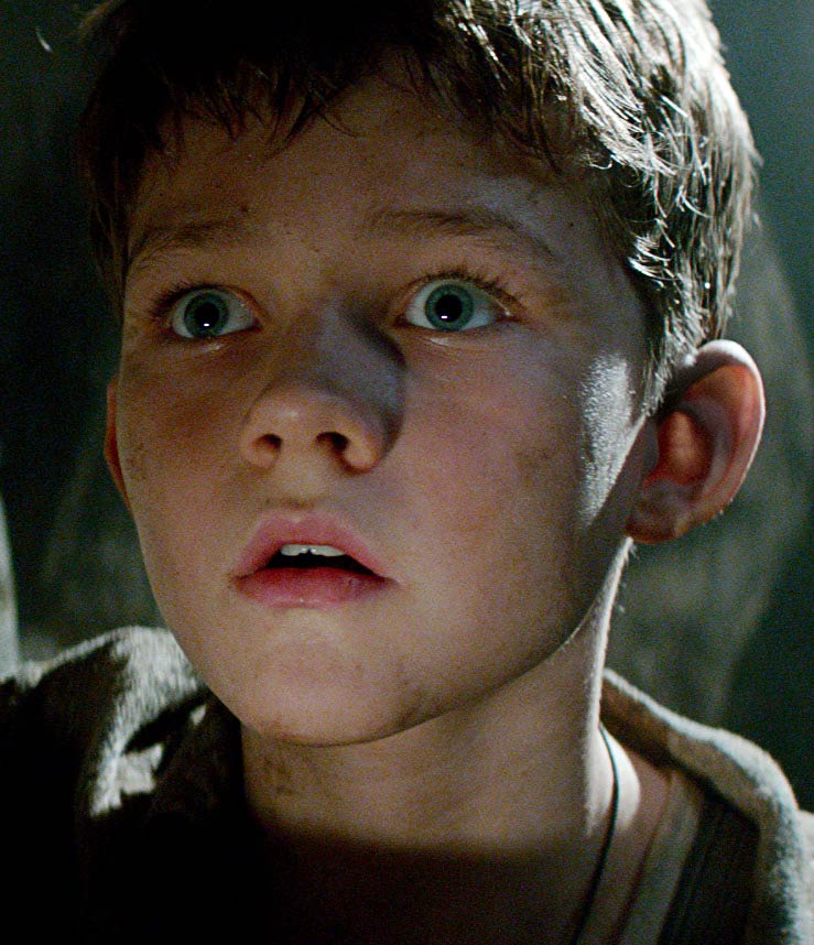 Levi Miller Pan: Viaje a nunca jamás