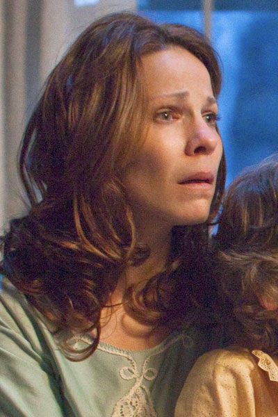 Lili Taylor Expediente Warren