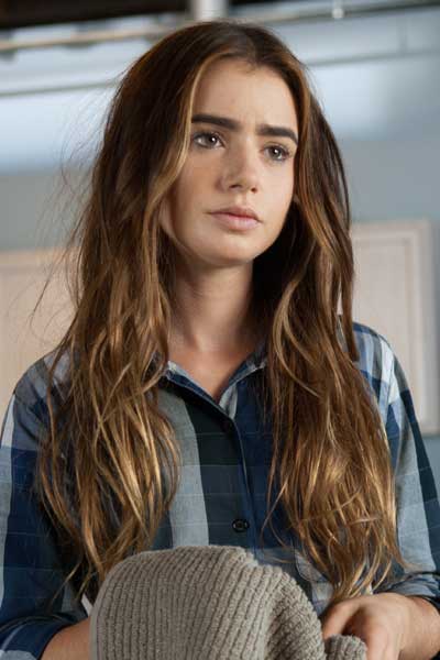 Lily Collins Sin salida