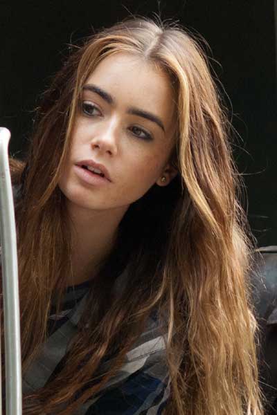 Lily Collins Sin salida