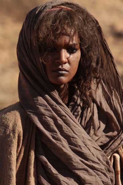 Liya Kebede Oro negro