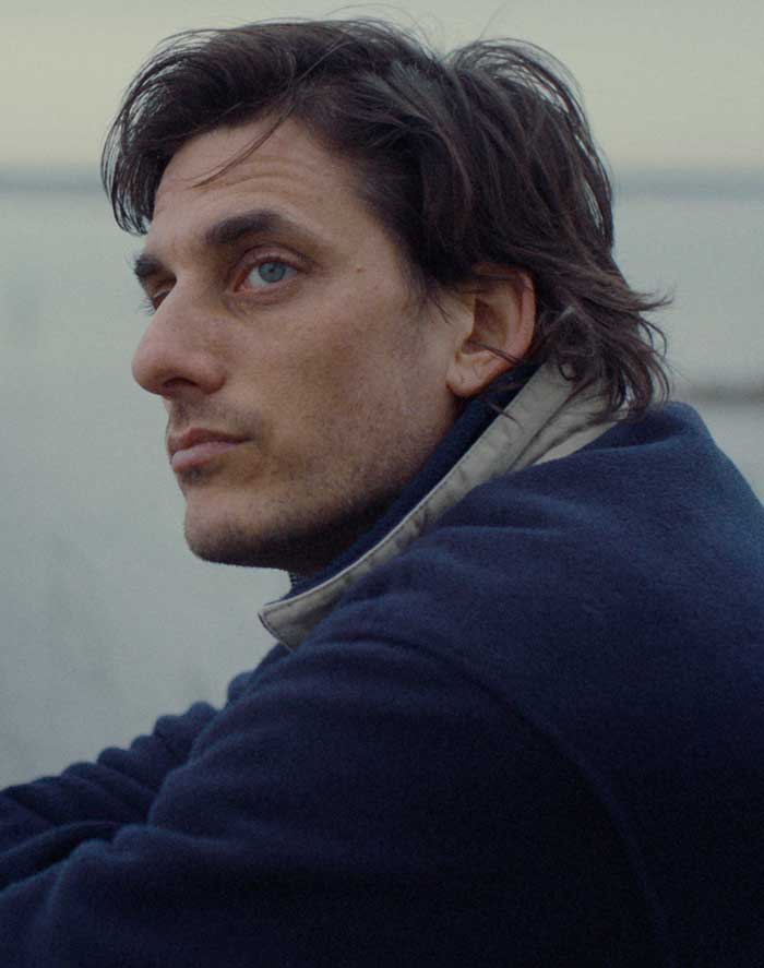 Luca Marinelli Baja de paternidad