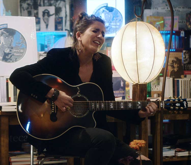 Lucía Jiménez Casi 40